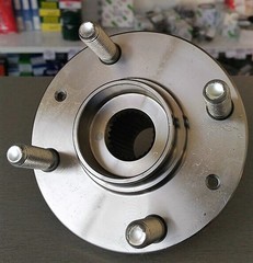 СТУПИЦА ПЕРЕДНЯЯ SOLARIS, RIO III HYUNDAI (СО ШПИЛЬКАМИ)