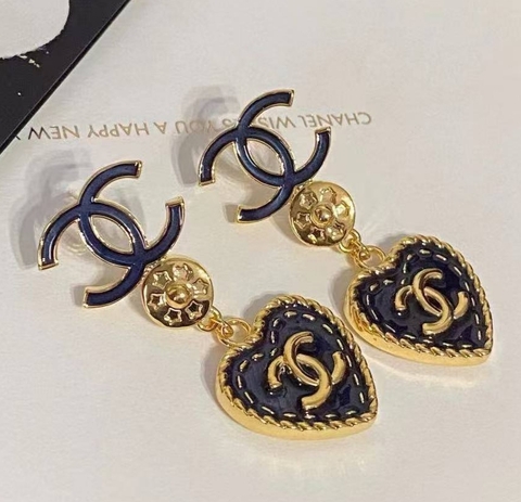 Серьги CHANEL с подвесками сердце синее