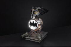 Светильник DC. Batman Figurine Light  (Бэтмен на бэт-сигнале)