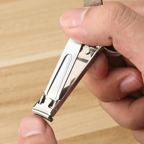Книпсер Victorinox с пилкой для ногтей и кольцом для ключей, металлический, в чехле (8.2055.C)