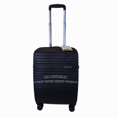 чемодан American Tourister поликарбонат черный S