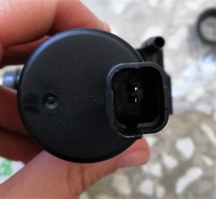 МОТОР СТЕКЛООМЫВАТЕЛЯ LARGUS, SANDERO, DUSTER ДВА ВЫХОДА GROG