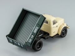 GAZ-93B Tipper 1974 sand-green DIP 1:43