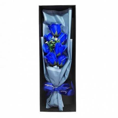 Букет из 7 мыльных роз в подарочной коробке синий
