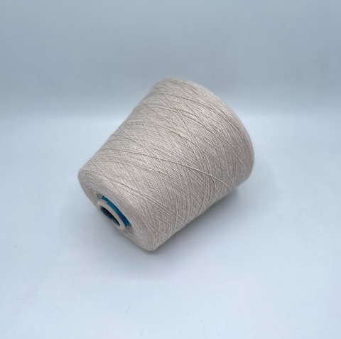Бобинная пряжа (пр.Италия),1500м/100 гр.5% кашемир, 5% меринос, 40% вискоза, 50% па, цвет-Серый c бежевым оттенком,арт-31829