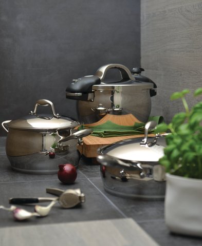Кастрюля с крышкой 24см 6,6л Zeno