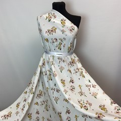 Ткань вискоза белая с цветочками 3256