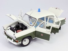 GAZ-M21 Volga Volkspolizei Police DDR CCC052 IST Models 1:43