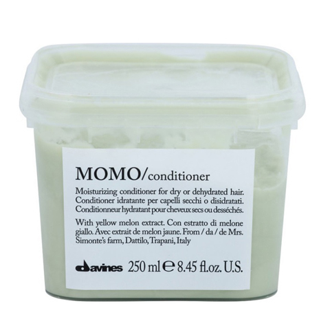 Davines Essential Haircare MOMO: Увлажняющий кондиционер, облегчающий расчесывание волос (Momo Conditioner)