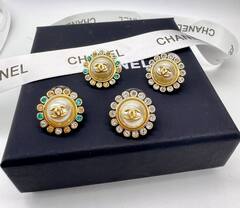 34343 - Серьги-пусеты CHANEL круглые