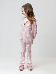 брюки  для девочки  КР 4074/розовый лед,сердечки к599