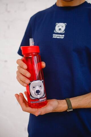 Футболка "Логотип на груди"