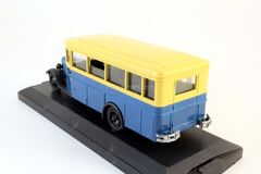 ZIS-8 urban bus 1945-1995 50th anniversary WWII 1:43 Miniclassic