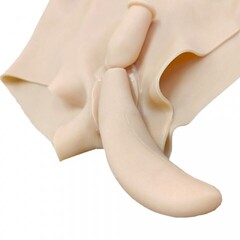 Шорты с половыми губами и вагиной