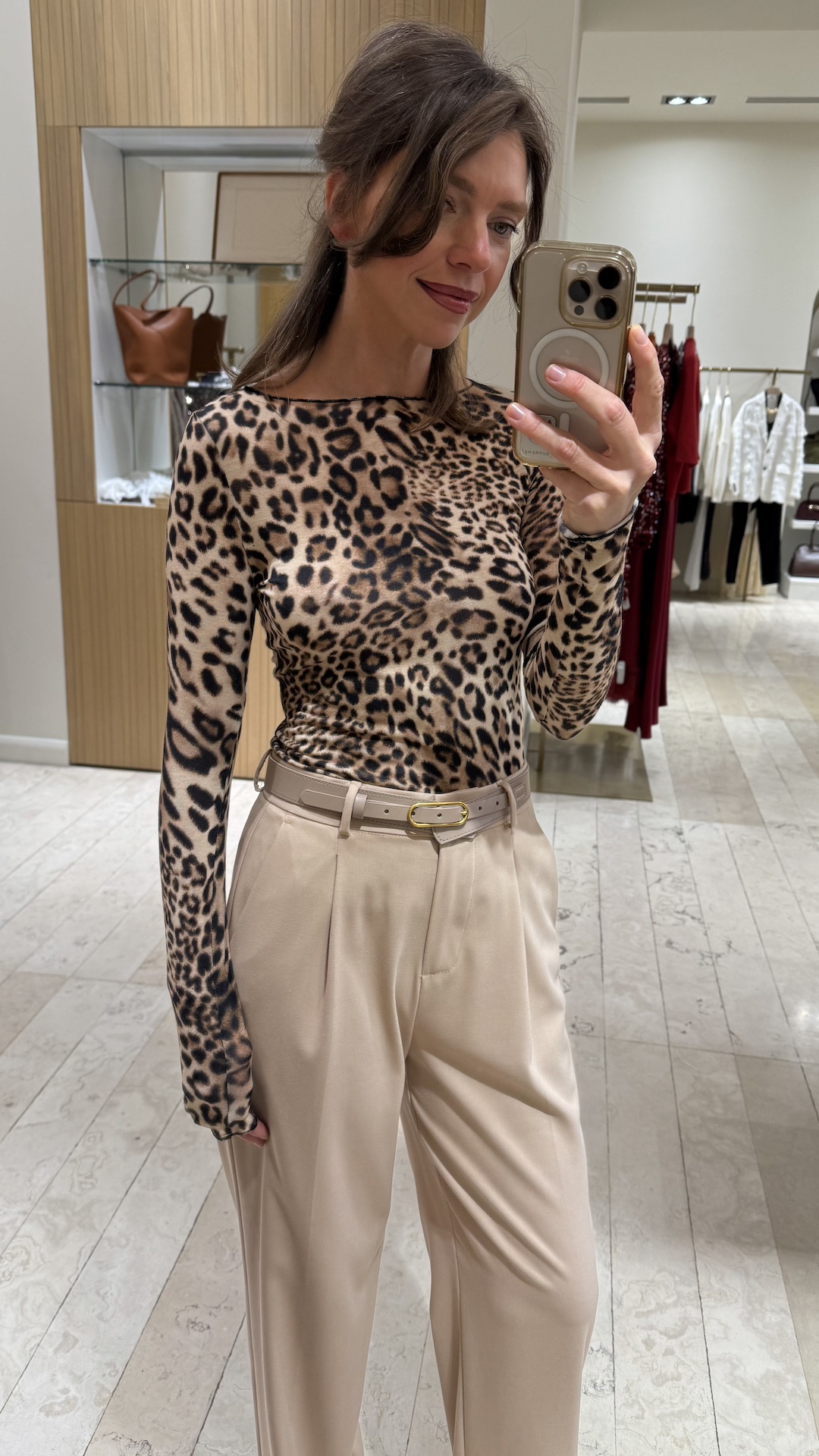 Лонгслив с леопардовым принтом