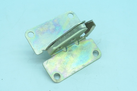 Механизм замка багажника Газ 2410, 31029