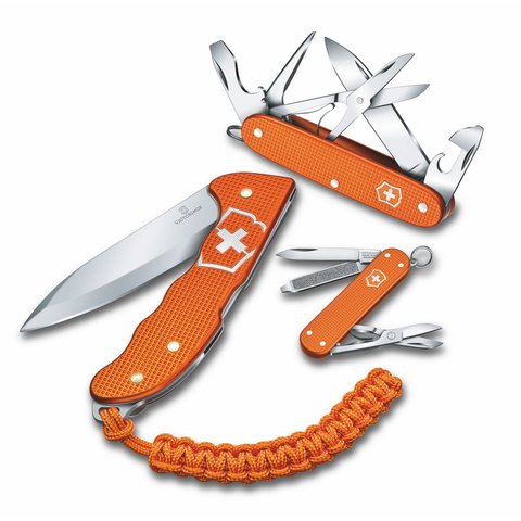 Нож-брелок Victorinox Classic Alox LE 2021, Tiger Orange (0.6221.L21)