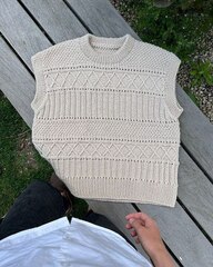 Описание по вязанию жилета спицами "Double"