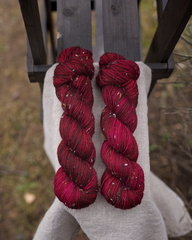 Носочный твид "Ежевичное варенье" 225 м/100 г