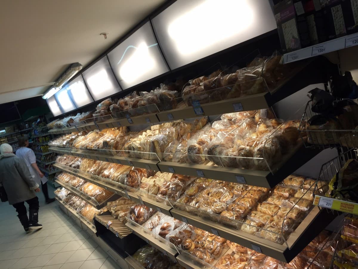 Торговый стеллаж для хлеба багетного с фризом Евромаркет