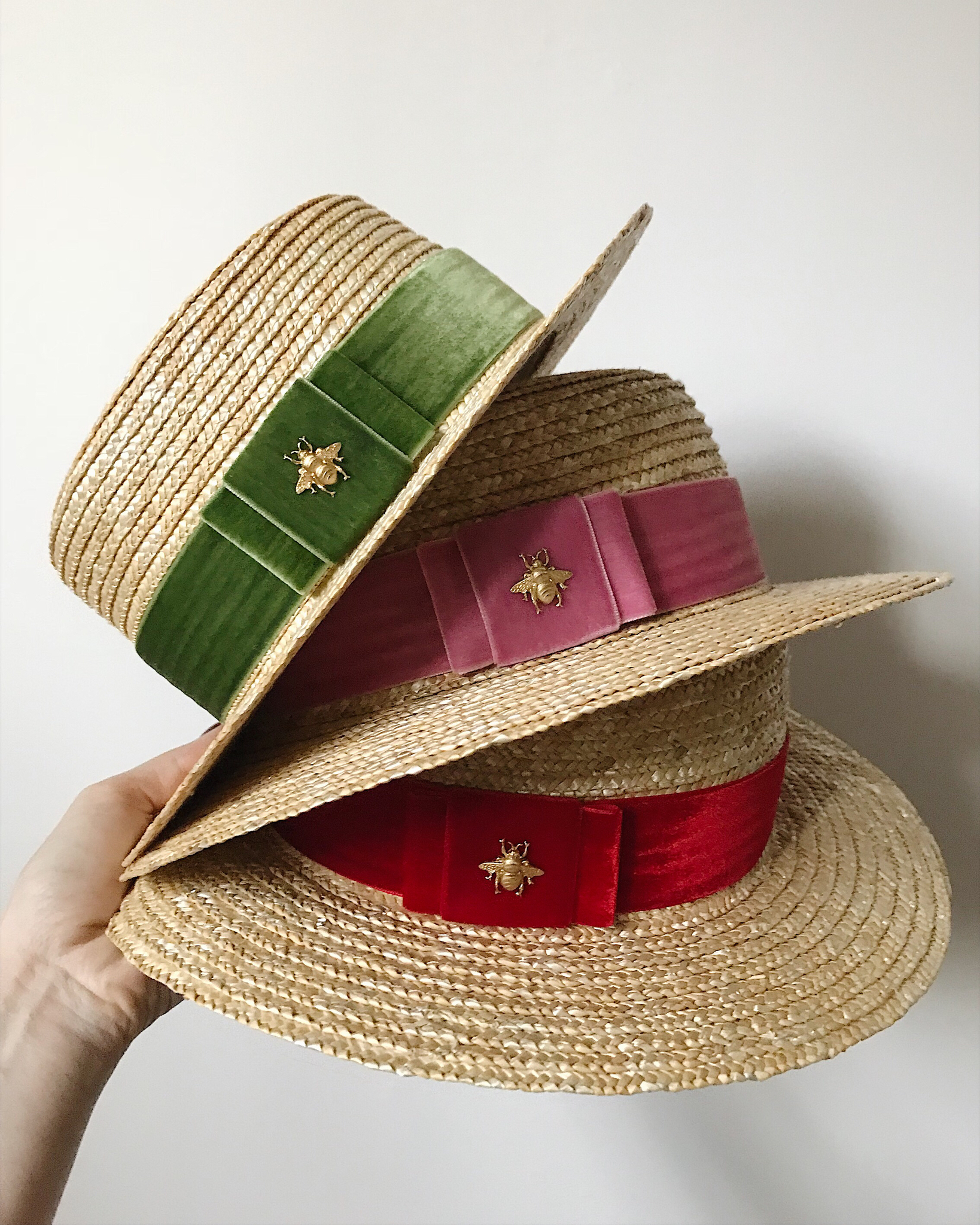 Соломенная шляпа 'канотье', с белой лентой | купить в rs-samsung.ru