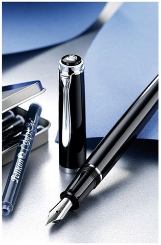 Ручка перьевая Pelikan Elegance Classic P205 Black CT, M (930735)