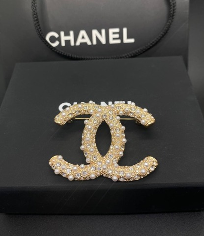 Брошь CHANEL