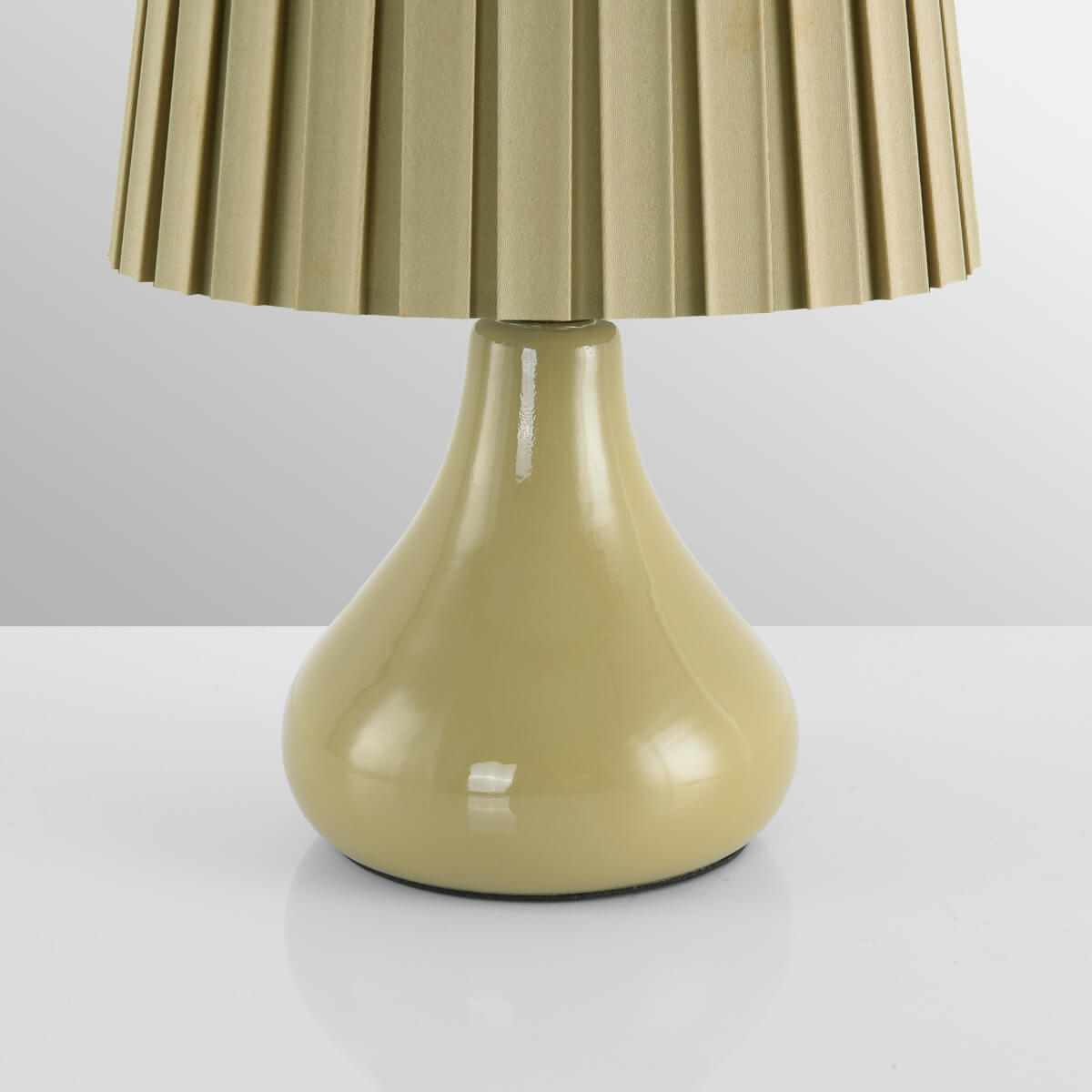 Настольная лампа Lumion County Naina 8183/1T