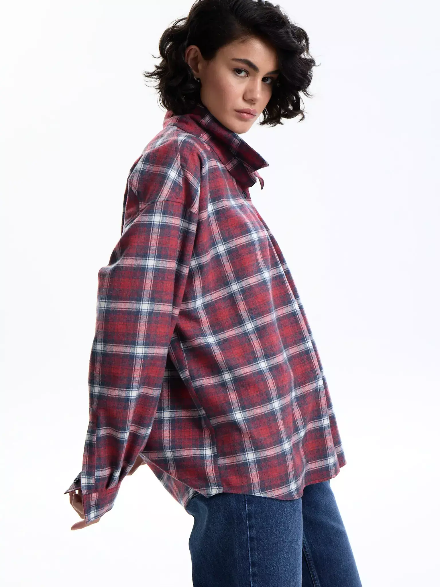 Рубашка в клетку красная