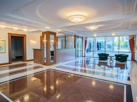 Люстра Maytoni Palace DIA890-CL-10-G