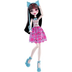 Танцы ночь напролет с Дракулаурой