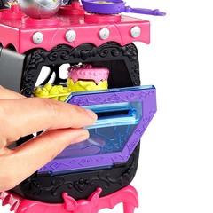 Кухня вампиров с Дракулаурой и ее отцом