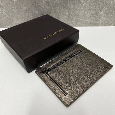 Кожаный картхолдер Bottega Veneta черный