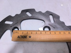 Диск для YAMAHA YZF R6 600 03-19 г.в. / YZF R1 1000 04-14 г.в./задний / тормозной/ и другие / ARASHI