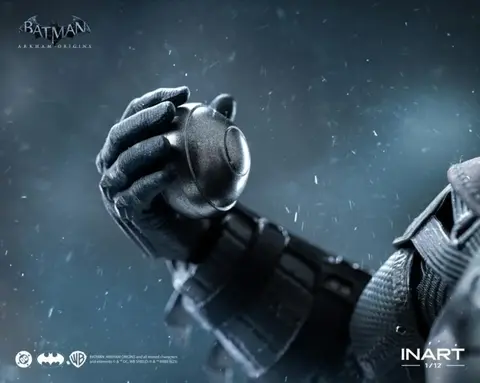 Фигурка Бэтмен из игры Batman Arkham Origins 1/12