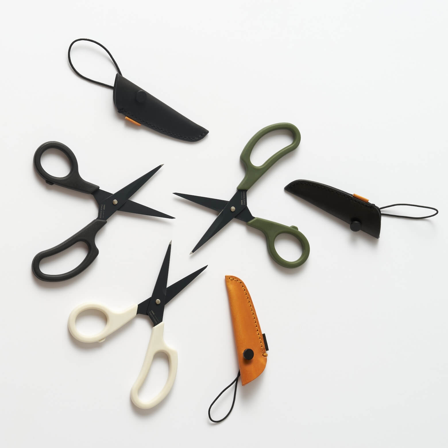 HMM Exacto Scissors — портативные ножницы в чехле: белый