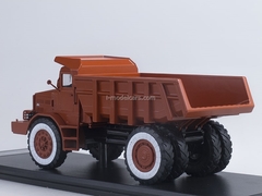 MAZ-525 Tipper 25 tons Exhibition 1:43 Start Scale Models (SSM)