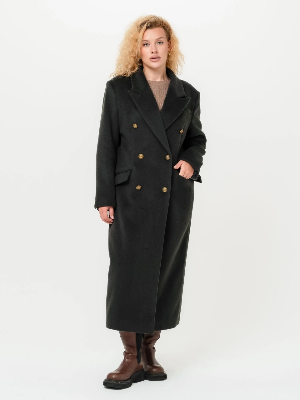 Пальто зеленое