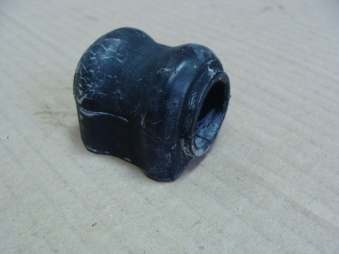 Подушка (втулка стержня) штанги заднего стабилизатора Geely  Х7