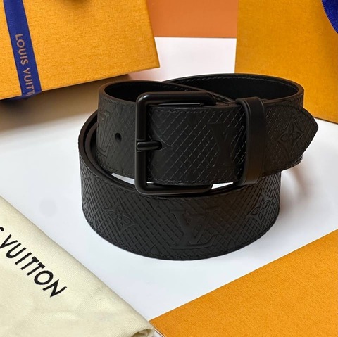 Ремень Louis Vuitton Speaker 40 мм, чёрный