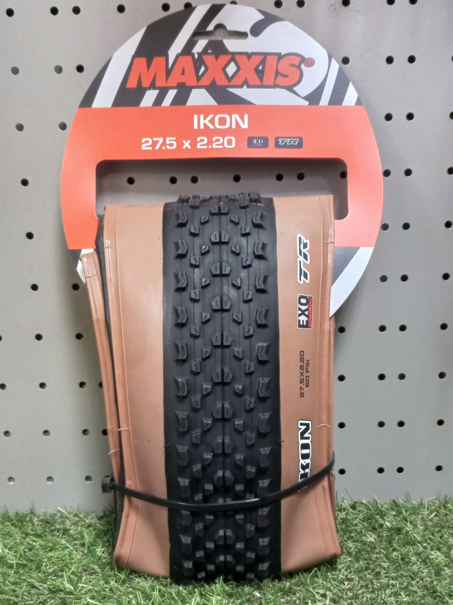 Maxxis Ikon 27.5x2.2