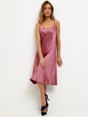 Платье-комбинация из шелкового атласа брусничного цвета