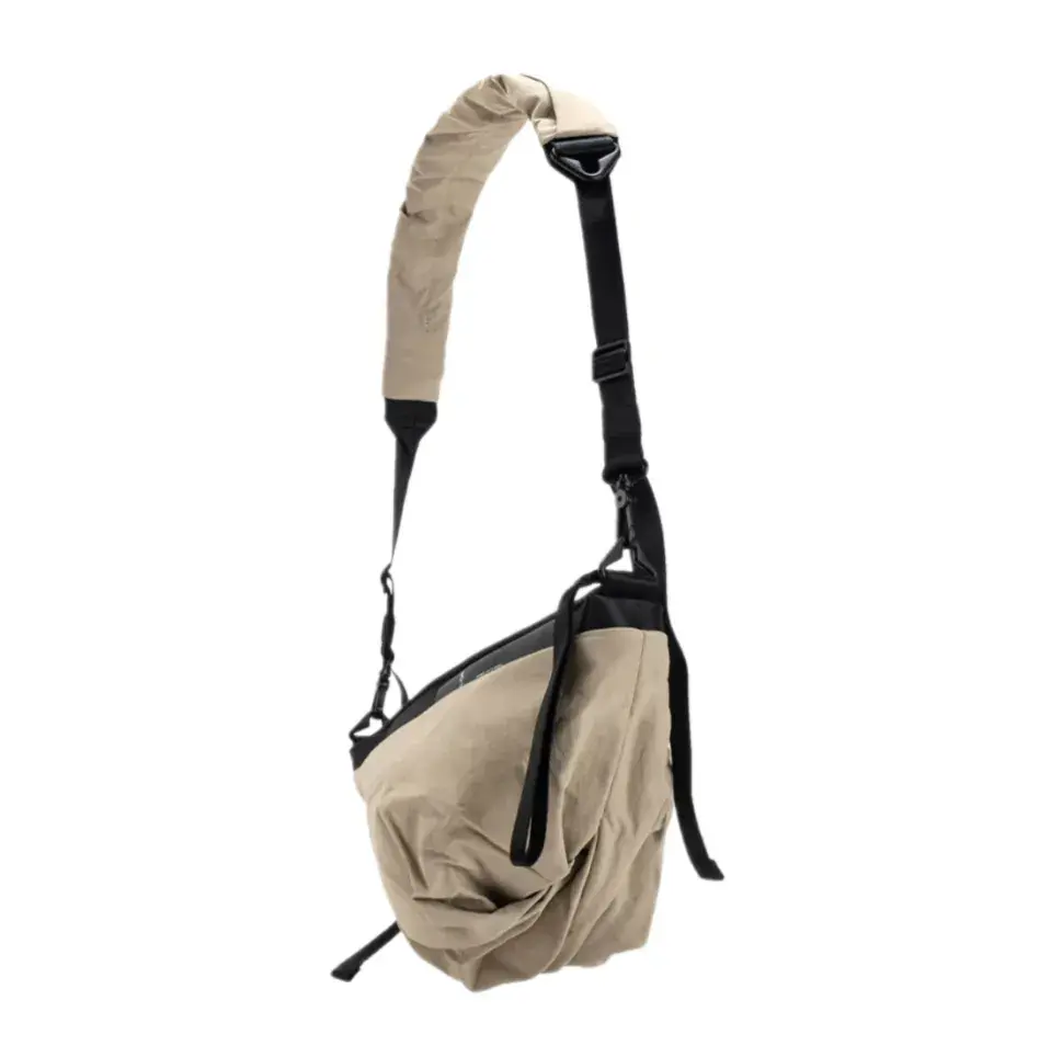 Купить сумку Rework Toshi Sling 5L V2 онлайн с бесплатной доставкой
