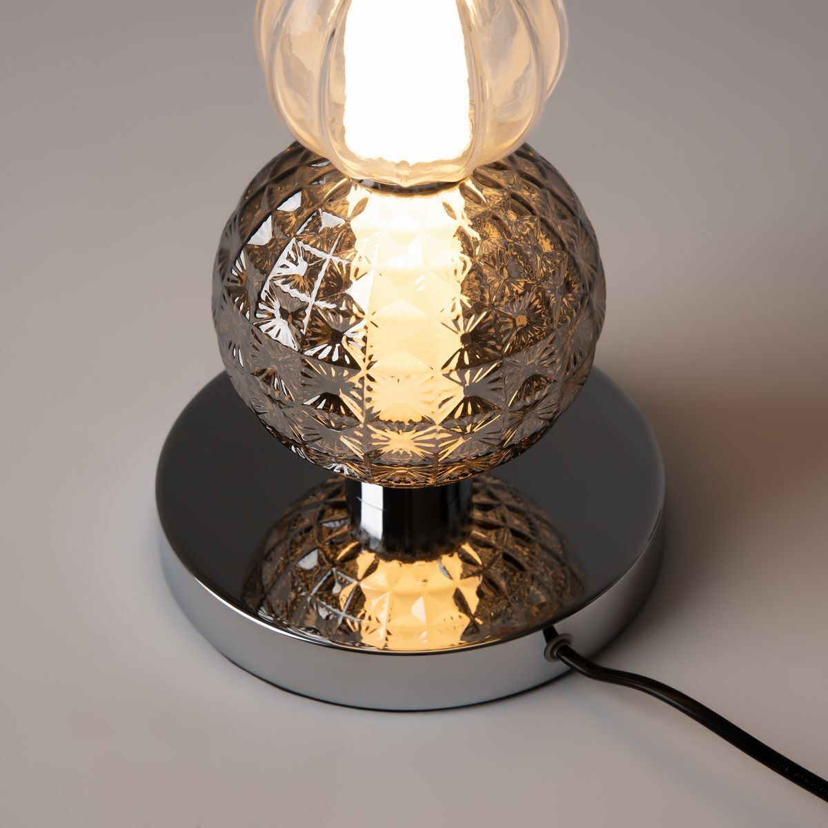 Настольная лампа Maytoni Collar MOD301TL-L18CH3K