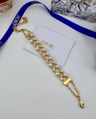 braslet-cdior-iz-zhemchuga-dvuhryadnyj-s-podveskoj-logo