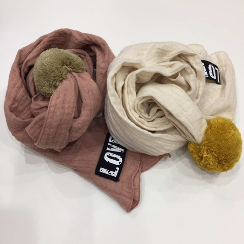 450 Шарф "Pom Pom"