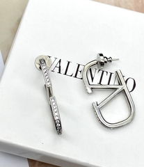 20129- Серьги Valentino с цирконами цвет желтое золото / серебро