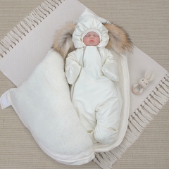 Комплект на выписку из 5 предметов