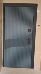 Входная металлическая дверь с зеркалом Бункер B-13 Веллюто верде / зеркало Панорама ФЛЗ - 618 Белый софт