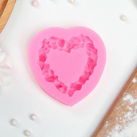Молд силиконовый «Сердце в розочка×», 7×7 см